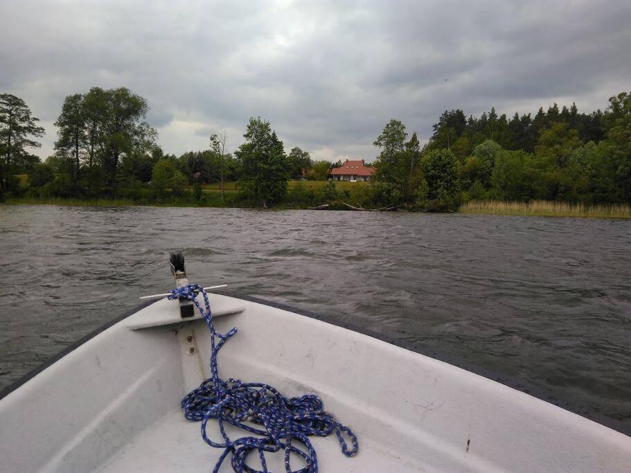 Wodna Ostoja Z Kominkiem Nad Jeziorem Selment