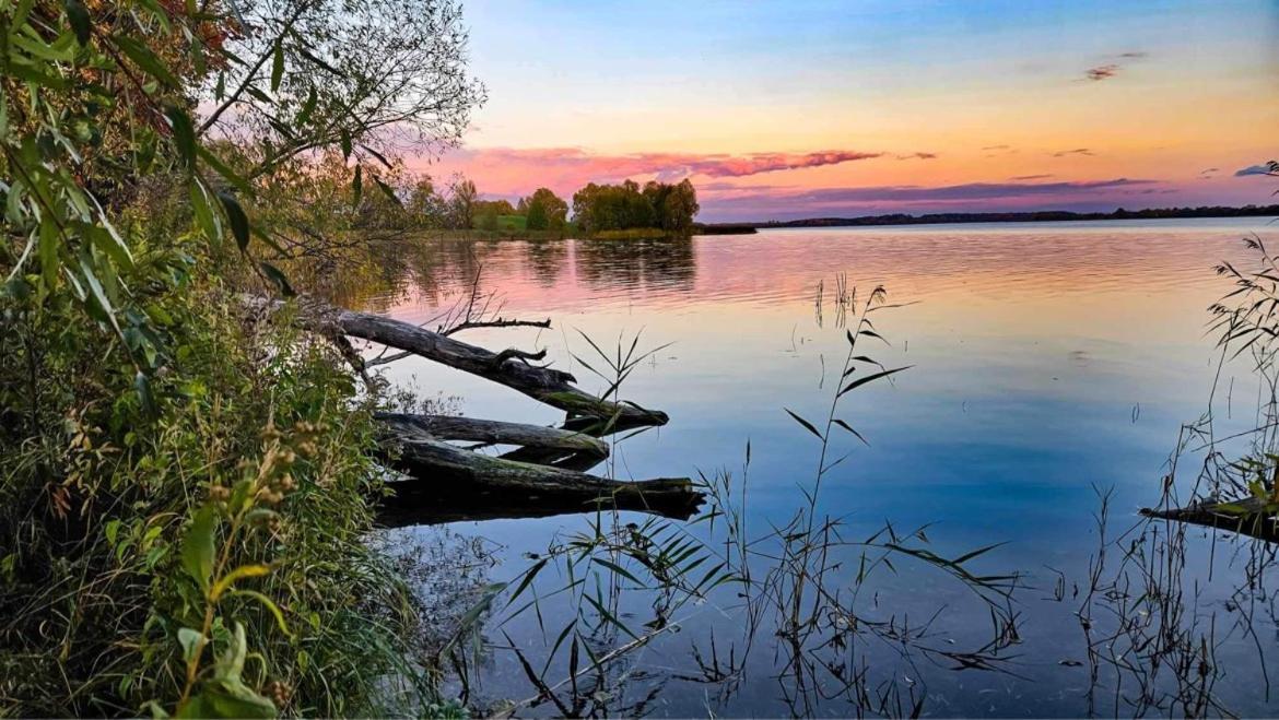 Apartment Wodna Ostoja Z Kominkiem Nad Jeziorem Selment Buczki