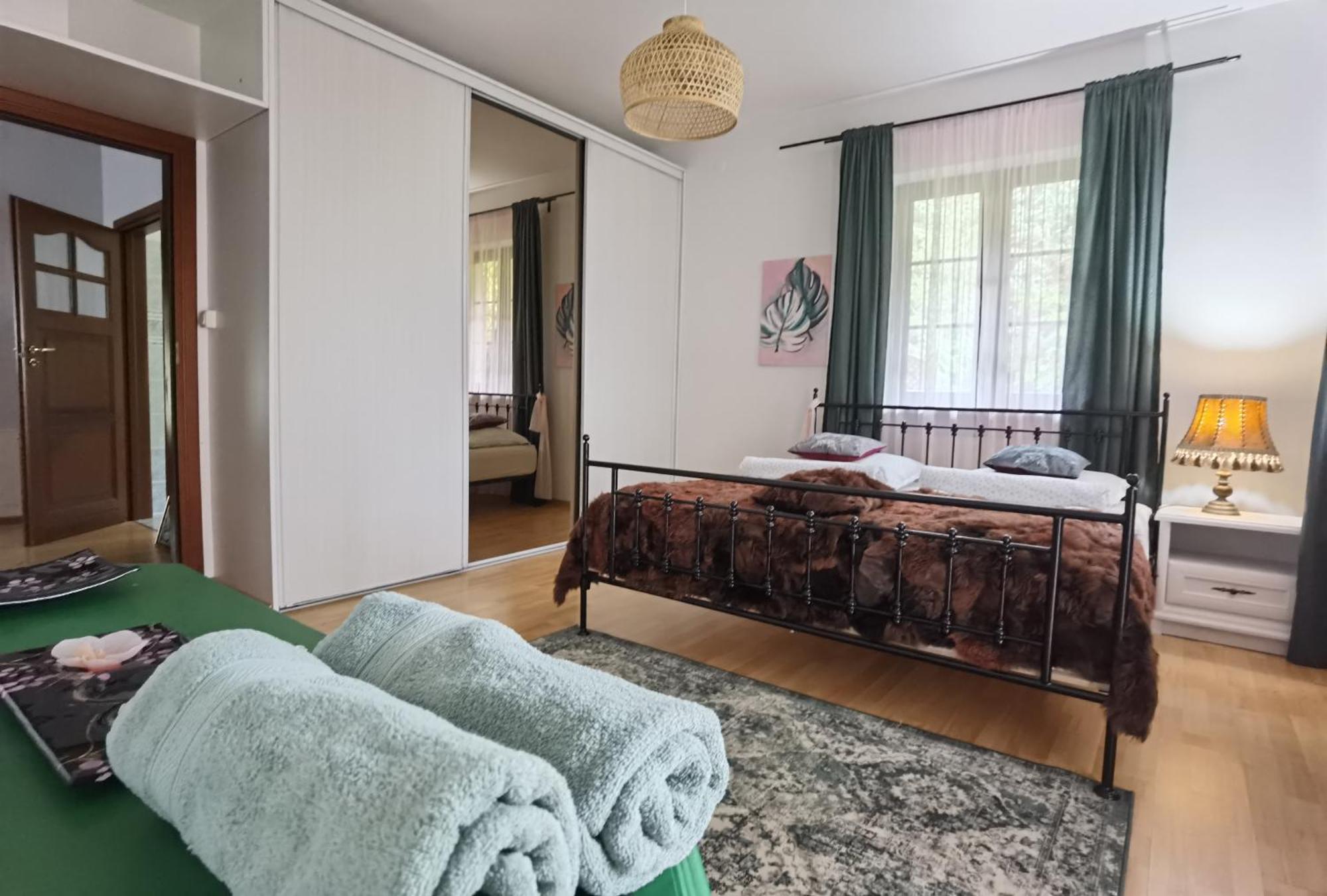 Wodna Ostoja Z Kominkiem Nad Jeziorem Selment Apartment